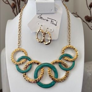 Laura Ford Choker Turquoise & hammered gold tone circle cutout,earring set
